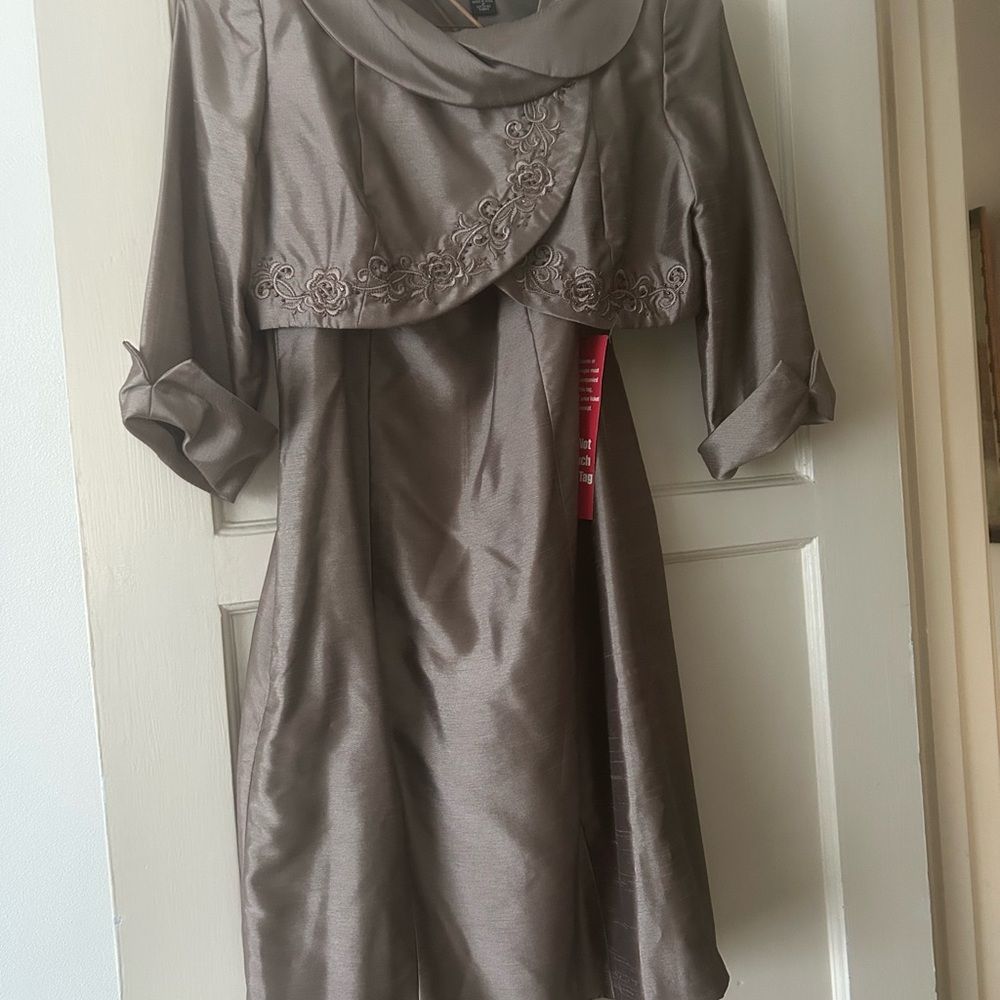 Shantung Short Two-Piece Featuring Roll Collar